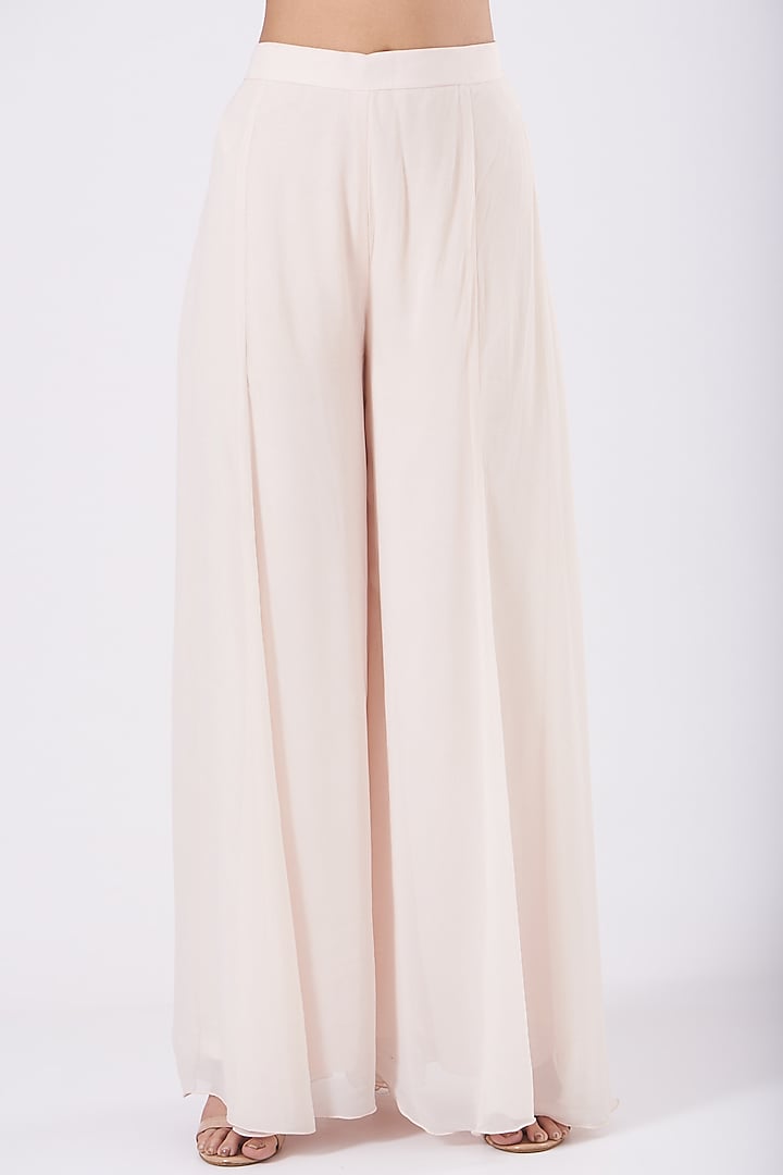 Blush Pink Hand Embroidered Kurta Set by Radha Sharma at Pernia's Pop Up Shop