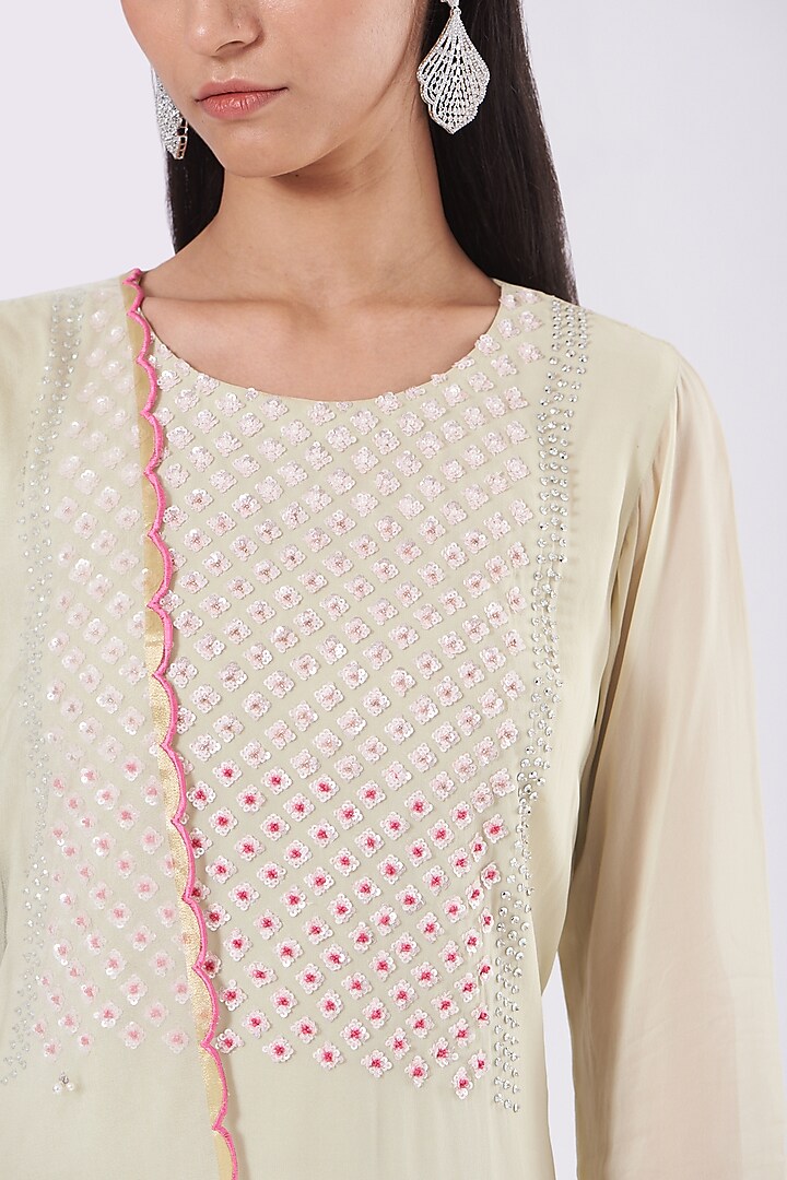 Pastel Green Embroidered Kurta Set by Radha Sharma at Pernia's Pop Up Shop