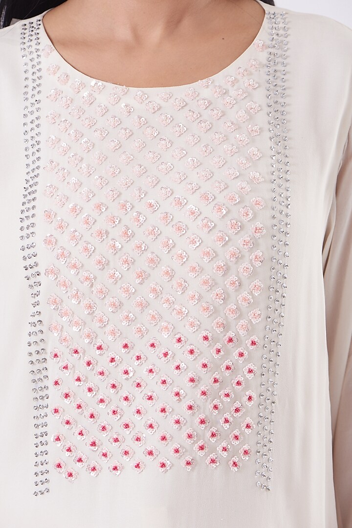 Blush Pink Embroidered Kurta Set by Radha Sharma at Pernia's Pop Up Shop
