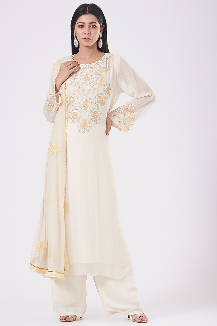 Off-White Embroidered Kurta Set by Radha Sharma