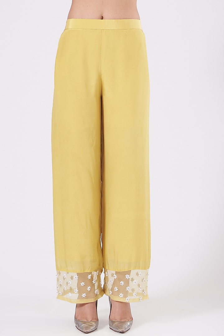 Yellow Hand Embroidered Kurta Set by Radha Sharma at Pernia's Pop Up Shop