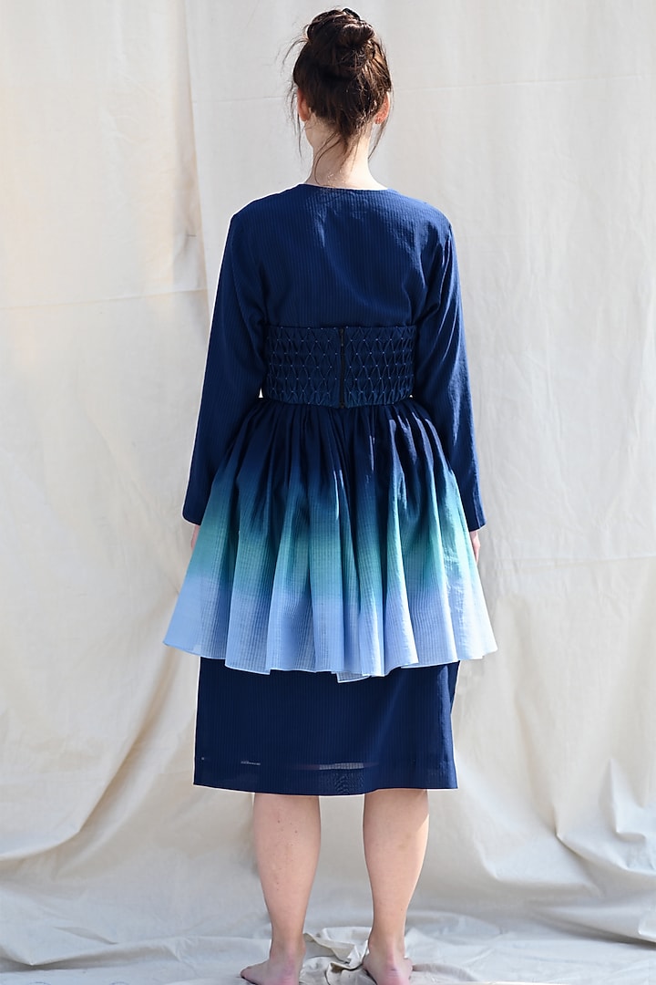 Poseiden Blue & Clover Green Handwoven Ombre Skirt by Raffughar at Pernia's Pop Up Shop