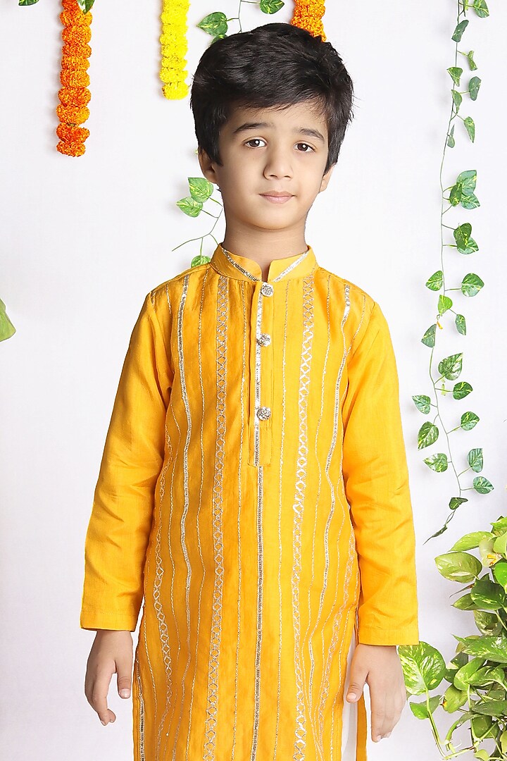 Yellow Chanderi Silk & Bemberg Silk Gota Embroidered Kurta Set For Boys by Rage Attire at Pernia's Pop Up Shop