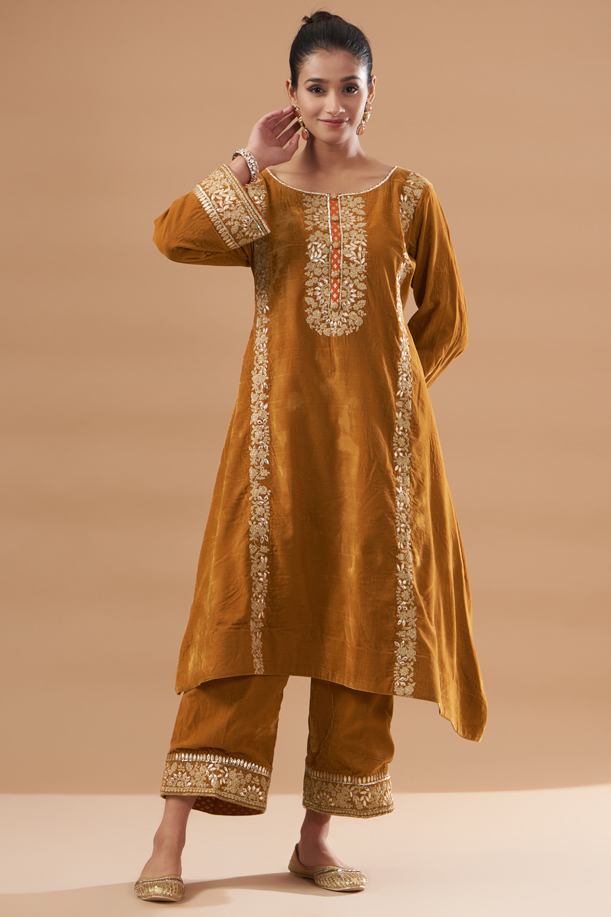 Yellow Velvet Embroidered Kurta Set by Rahul Singh at Pernia's Pop Up Shop