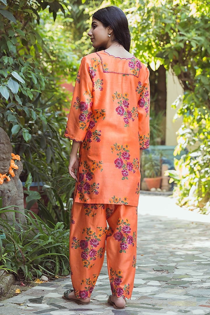 Orange Soft Chanderi Printed & Hand Embroidered Kurta Set by Raiman at Pernia's Pop Up Shop