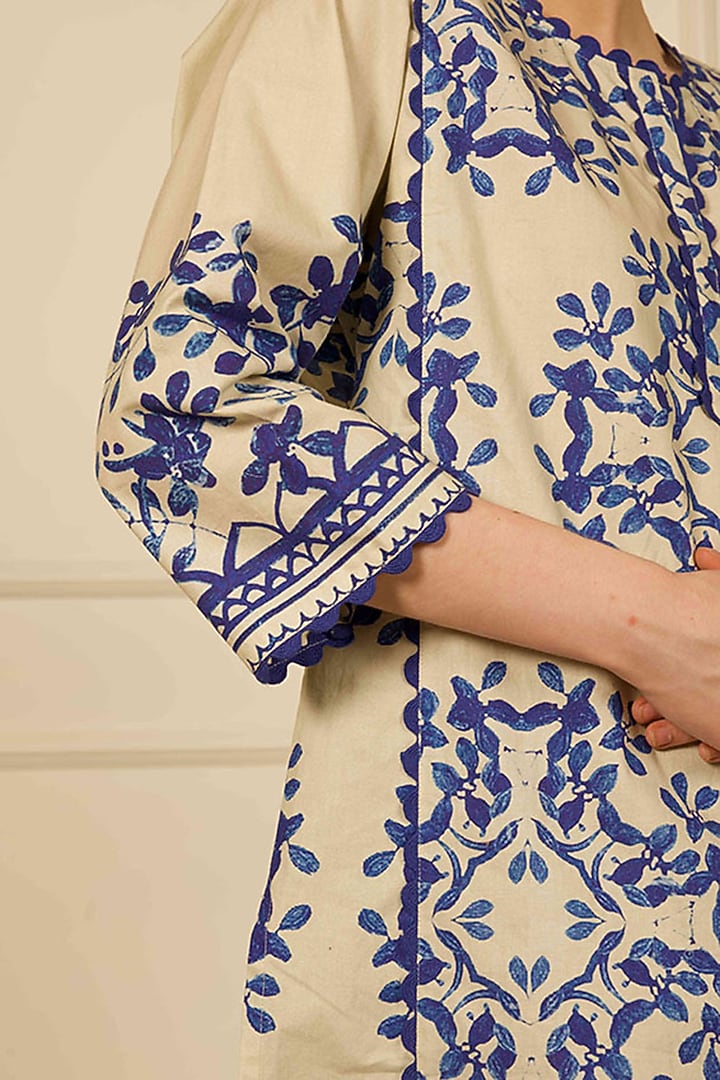 Ivory Cotton Printed Kurta Set by RAIMAN at Pernia's Pop Up Shop