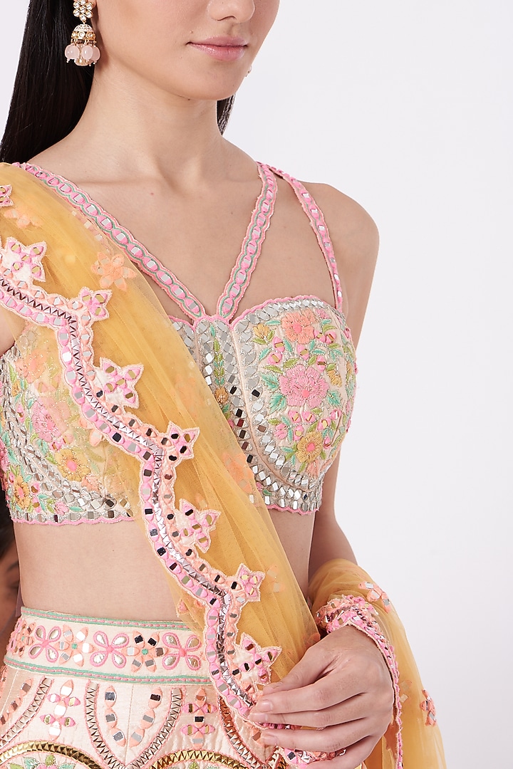 Peach Embroidered Bridal Lehenga Set by Rajbinder Chahal at Pernia's Pop Up Shop