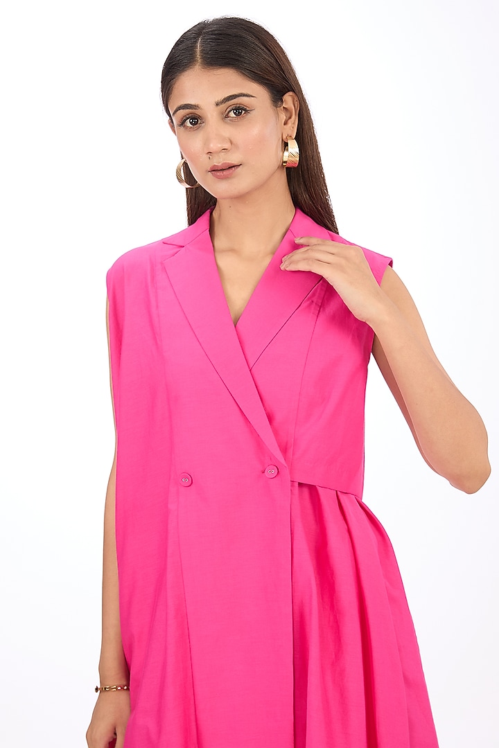 Pink Cotton Silk Asymmetrical Layered Vest by Rishta By Arjun Saluja at Pernia's Pop Up Shop