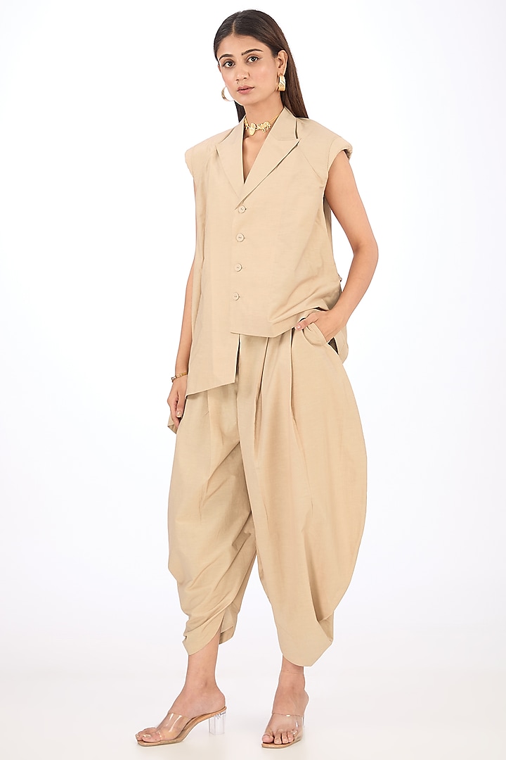 Beige Cotton Silk Trousers by Rishta By Arjun Saluja at Pernia's Pop Up Shop