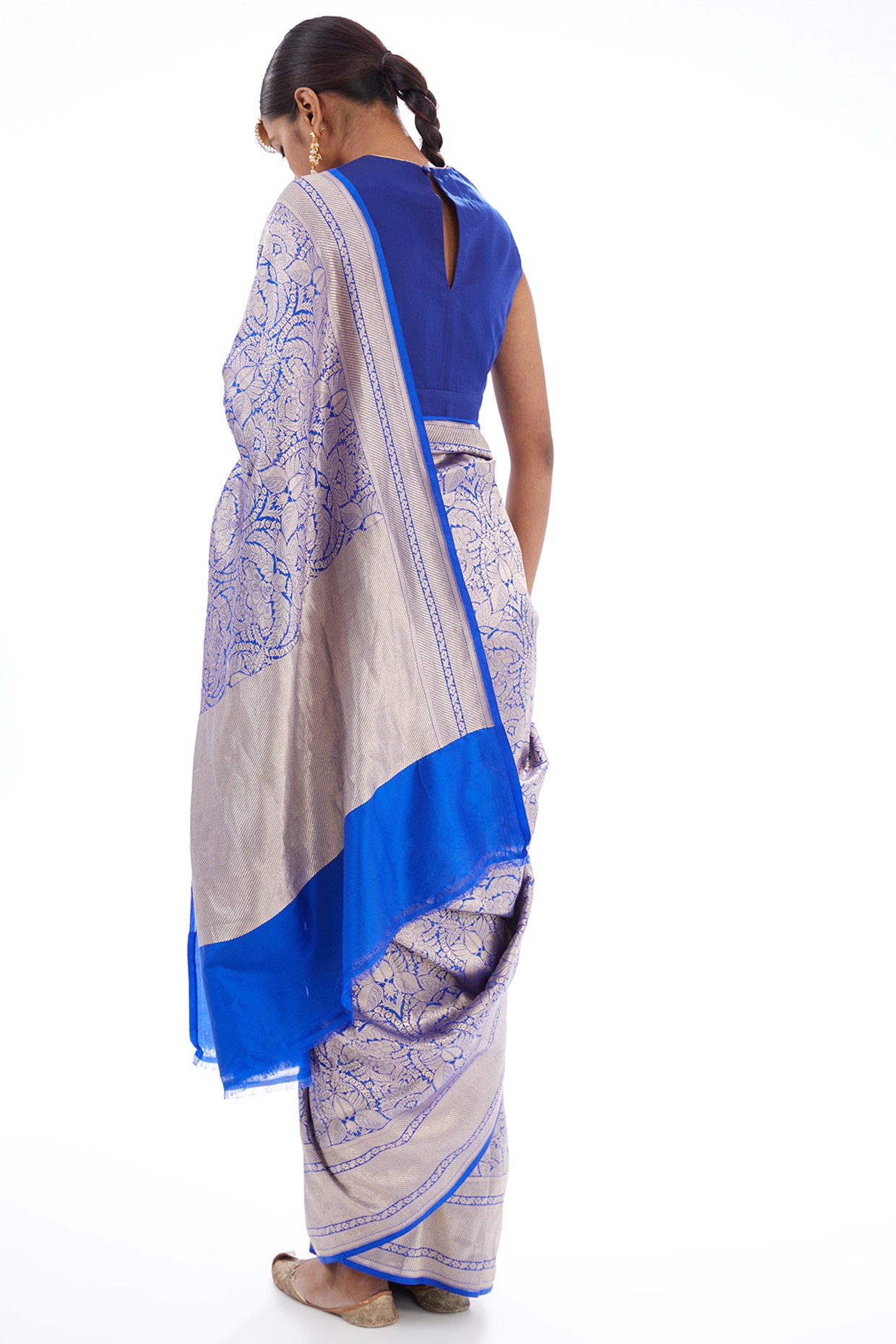 half white with blue ikkat silk saree 005 - POCHAMPALLY BAZAR