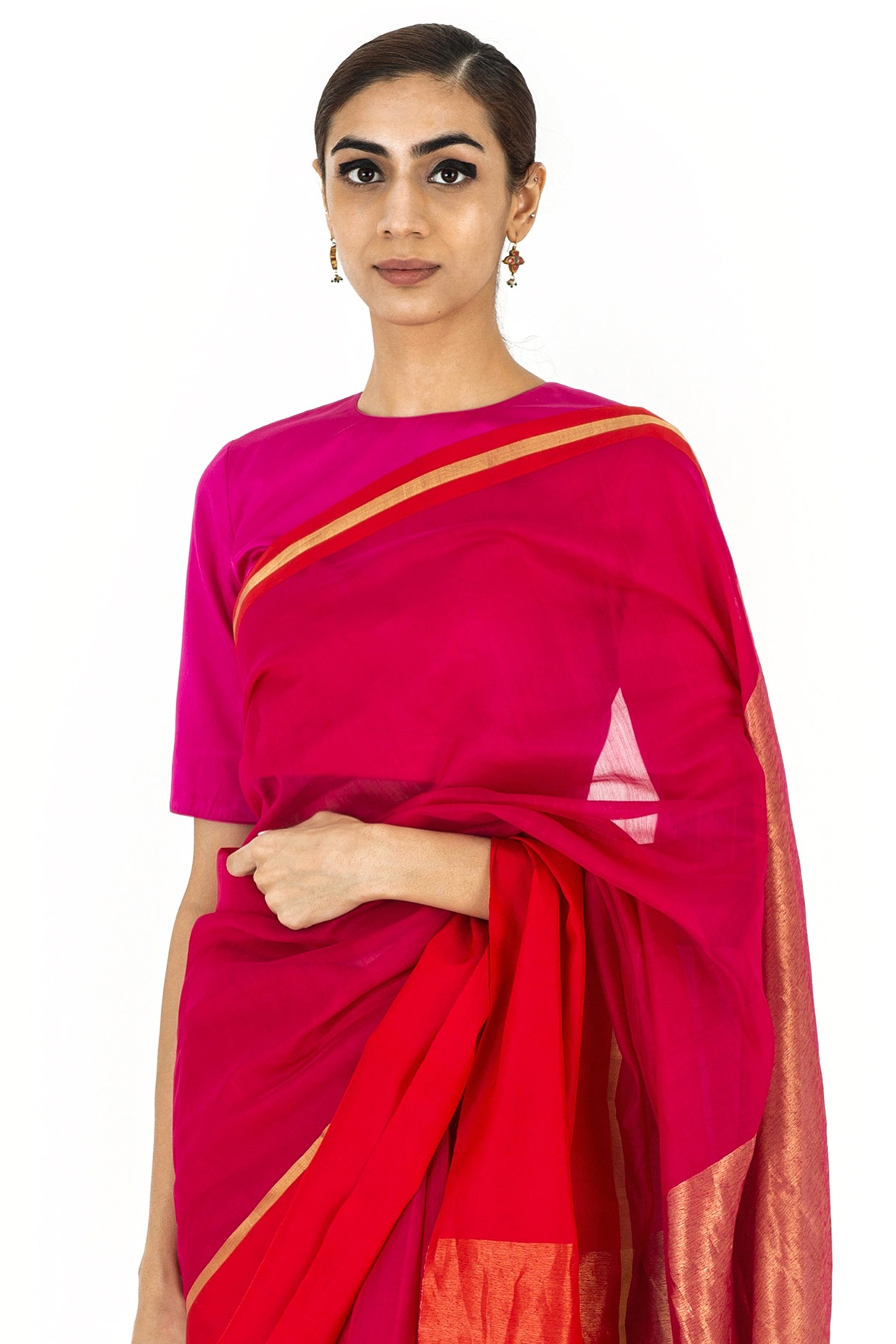 Ladies Red Plain Cotton Saree, Machine Made, With blouse piece at Rs  580/piece in Surat