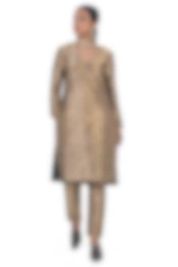 Gold Varanasi Silk Brocade Kurta Set by Raw Mango at Pernia's Pop Up Shop