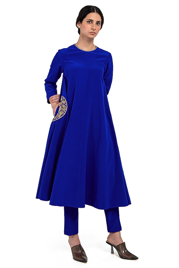 Electric Blue Silk Crepe Zardosi Embroidered Kurta Set by Raw Mango at Pernia's Pop Up Shop