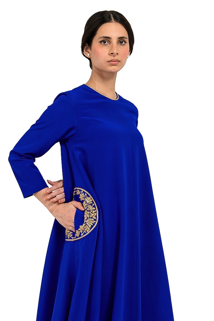 Electric Blue Silk Crepe Zardosi Embroidered Kurta Set by Raw Mango at Pernia's Pop Up Shop