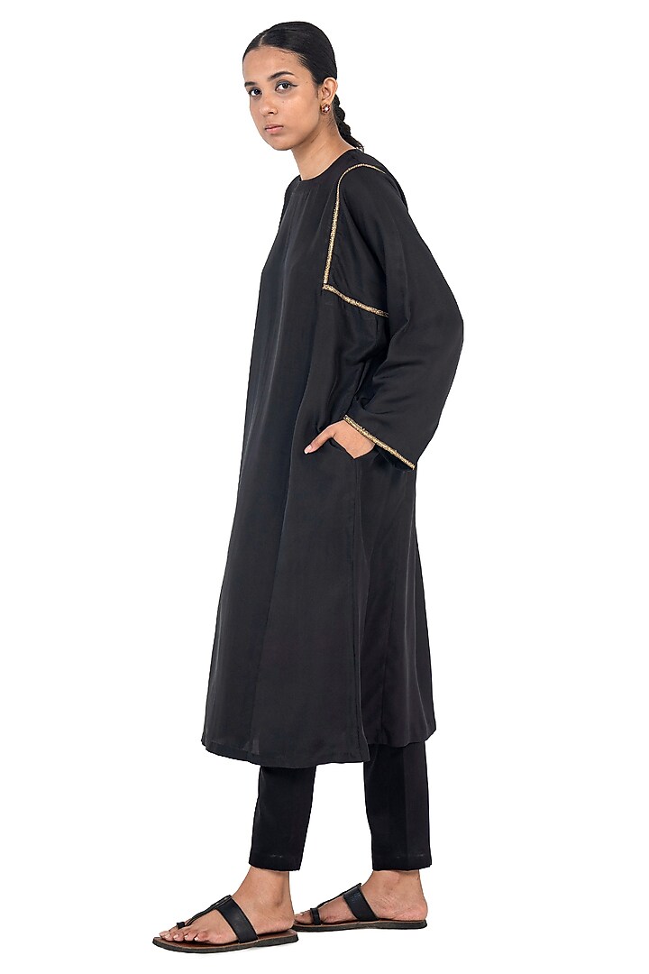 Black Silk Twill Kurta Set by Raw Mango at Pernia's Pop Up Shop