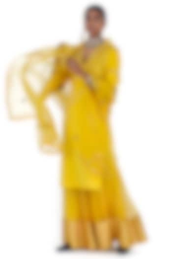 Yellow Organza Silk Gota Embroidered Dupatta by Raw Mango at Pernia's Pop Up Shop