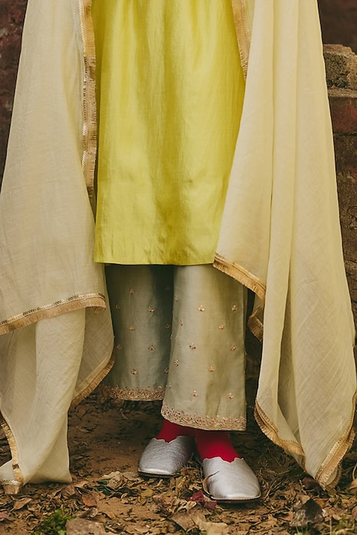 Sage Green Chanderi Dupatta by RASHIKA MITTAL at Pernia's Pop Up Shop