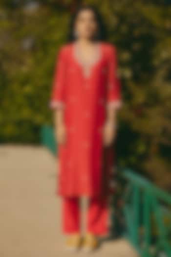 Red Chanderi Hand Embroidered Kurta Set by RASHIKA MITTAL at Pernia's Pop Up Shop