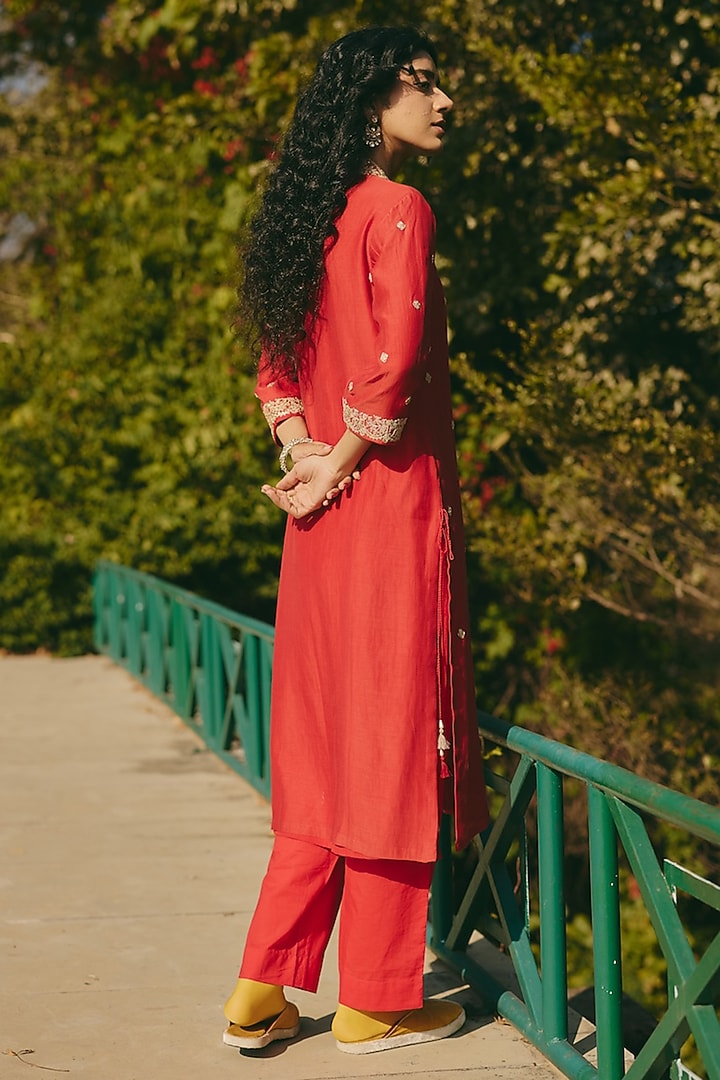 Red Chanderi Hand Embroidered Kurta Set by RASHIKA MITTAL at Pernia's Pop Up Shop