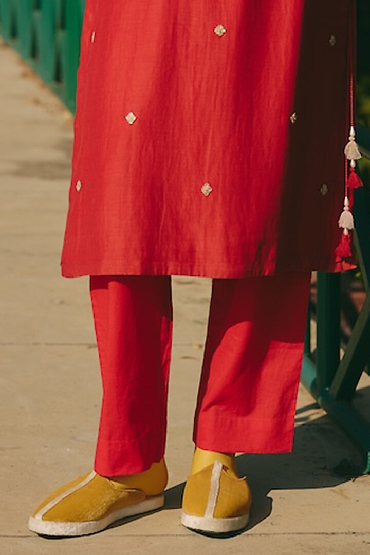 Red Chanderi Hand Embroidered Kurta Set by RASHIKA MITTAL at Pernia's Pop Up Shop