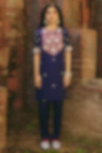 Navy Satin Hand Embroidered Kurta Set by RASHIKA MITTAL at Pernia's Pop Up Shop