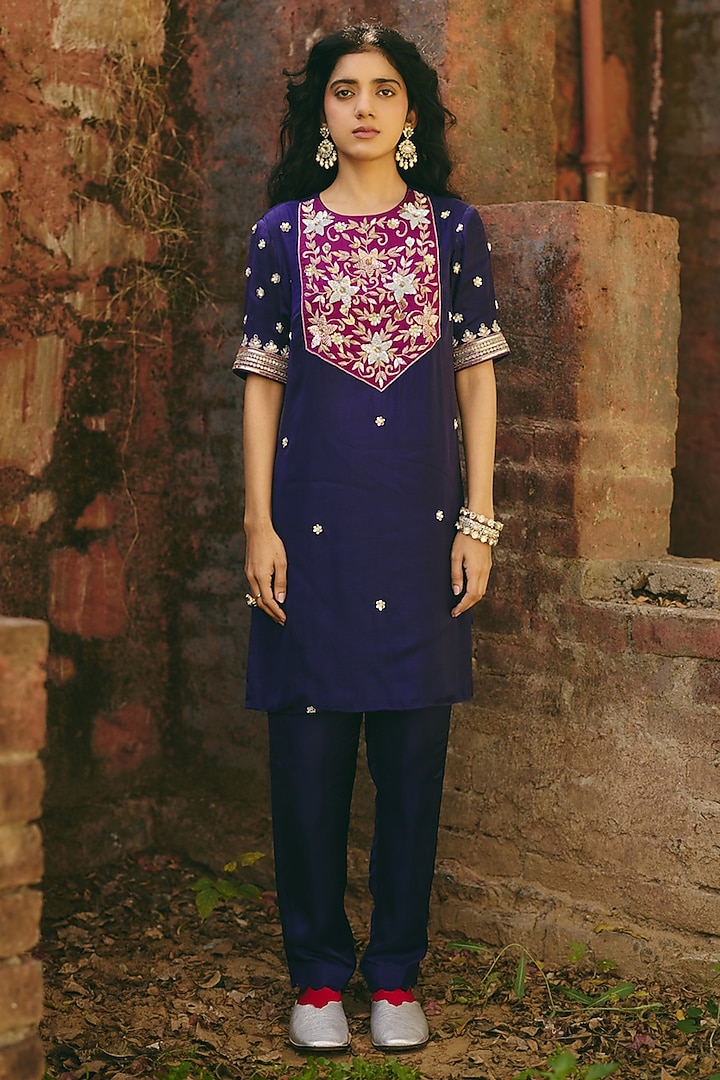 Navy Satin Hand Embroidered Kurta Set by RASHIKA MITTAL at Pernia's Pop Up Shop