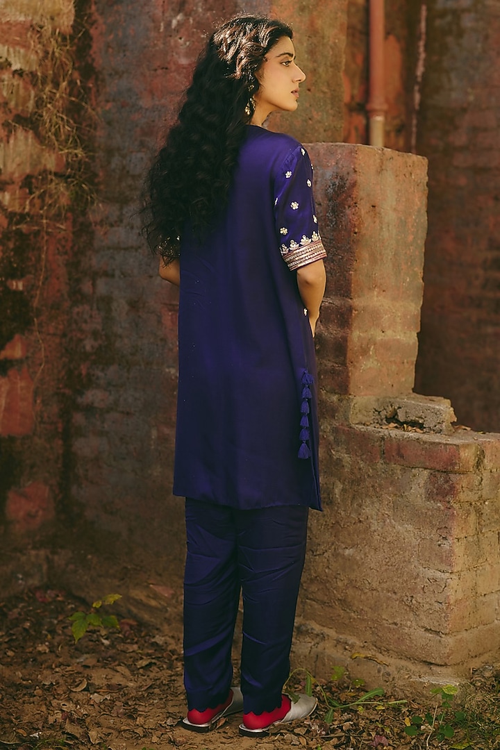 Navy Satin Hand Embroidered Kurta Set by RASHIKA MITTAL at Pernia's Pop Up Shop