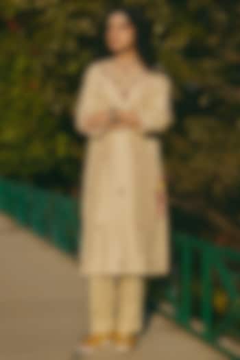 Beige Silk Applique Work Kurta Set by RASHIKA MITTAL at Pernia's Pop Up Shop