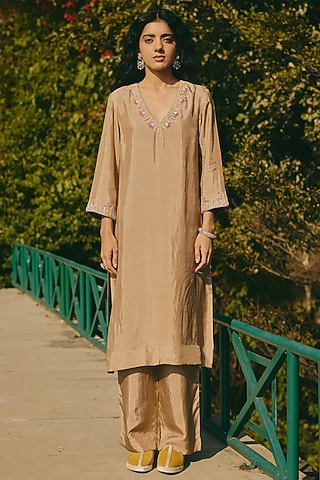 Brown Silk Hand Embroidered Kurta Set by RASHIKA MITTAL