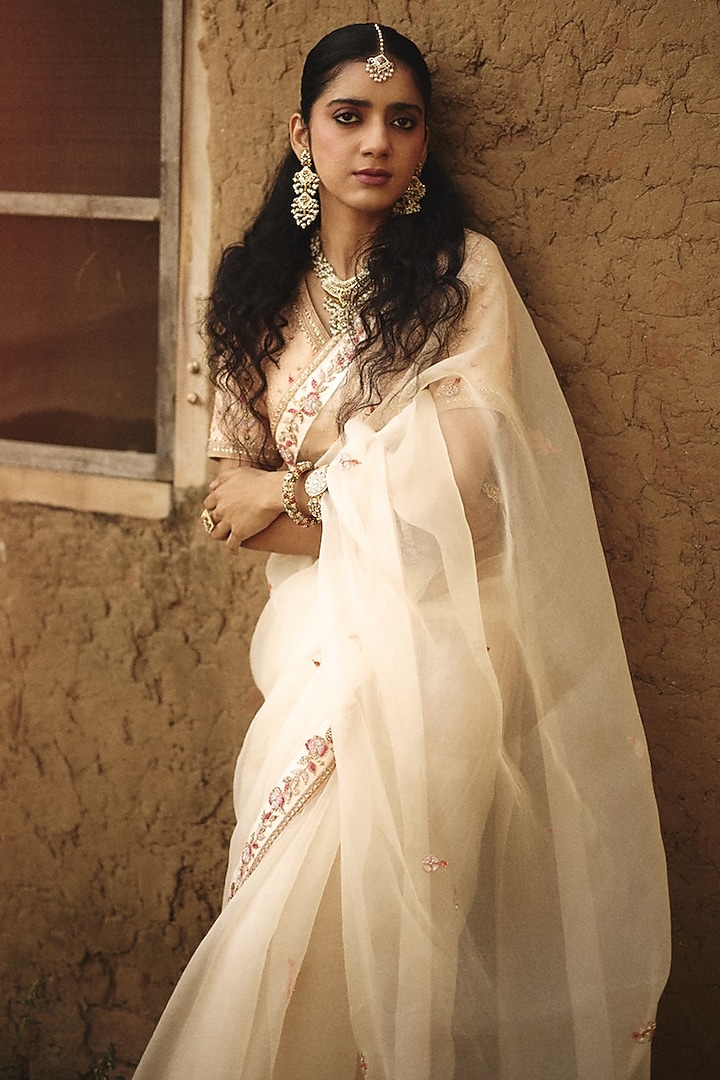 Ivory Organza Floral Boota Hand Embroidered Wedding Saree by RASHIKA MITTAL at Pernia's Pop Up Shop