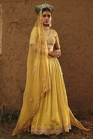 Yellow Organza Hand Embroidered Dupatta by RASHIKA MITTAL
