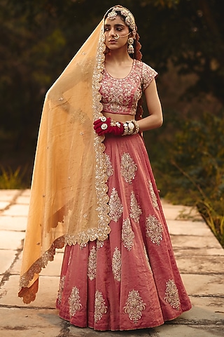 Yellow Tissue Hand Embroidered Dupatta by RASHIKA MITTAL