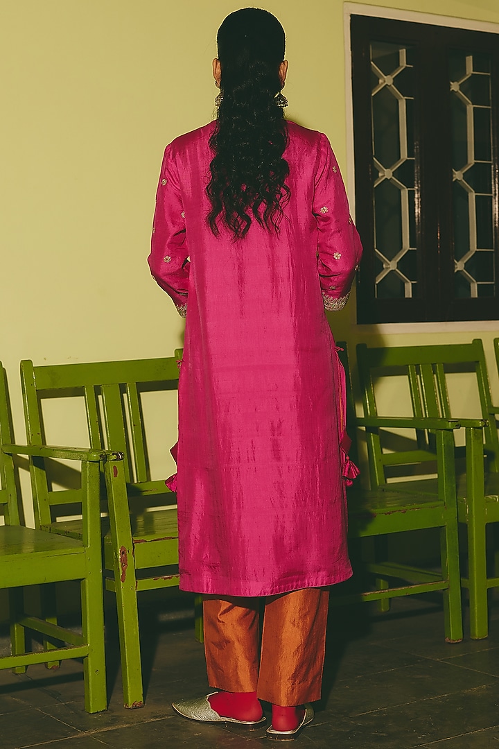 Fuchsia Silk Hand Embroidered Kurta Set by RASHIKA MITTAL at Pernia's Pop Up Shop