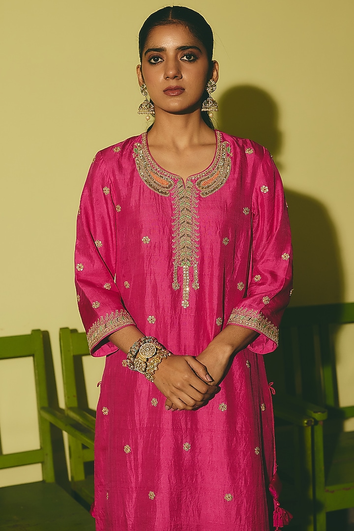 Fuchsia Silk Hand Embroidered Kurta Set by RASHIKA MITTAL at Pernia's Pop Up Shop