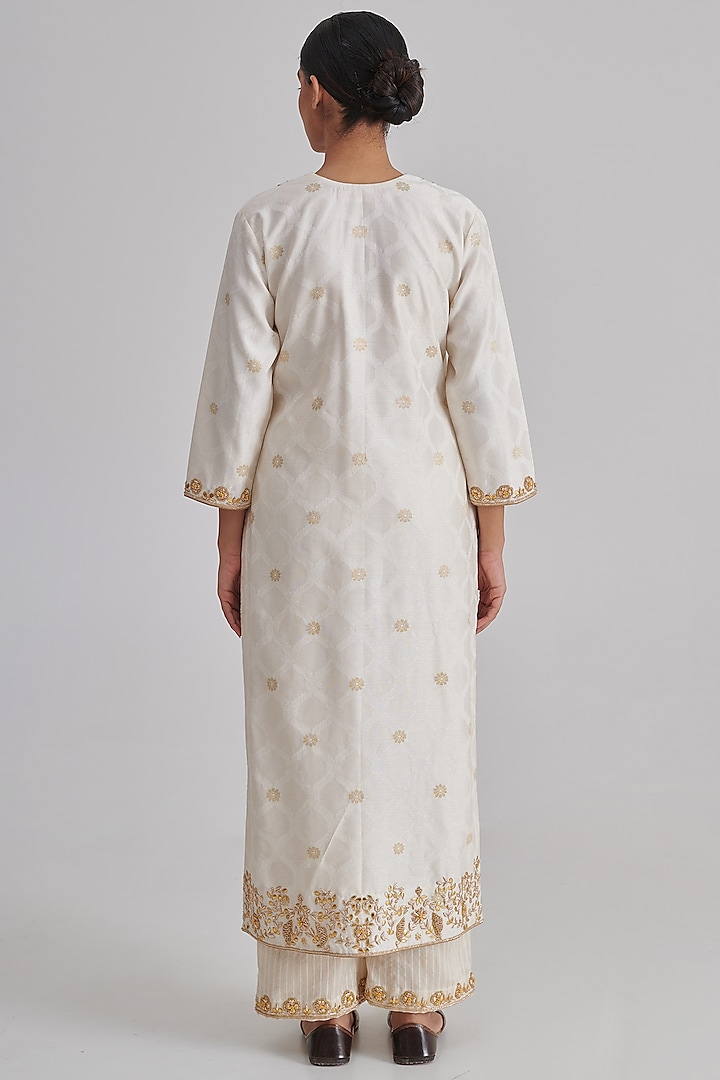 Ivory Chanderi Hand Embroidered Party Wear Anarkali Set by RASHIKA MITTAL at Pernia's Pop Up Shop