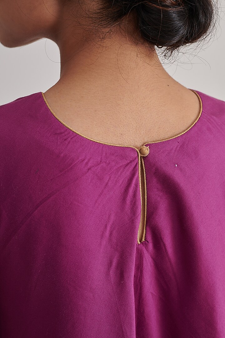 Purple Chanderi Hand Embroidered Kurta Set by RASHIKA MITTAL at Pernia's Pop Up Shop