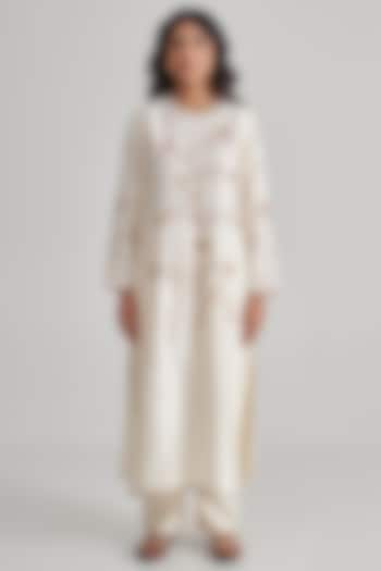 Ivory Silk Hand Embroidered Kurta Set by RASHIKA MITTAL at Pernia's Pop Up Shop