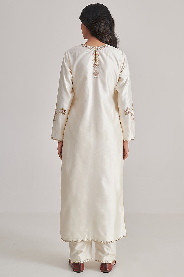 Ivory Silk Hand Embroidered Kurta Set by RASHIKA MITTAL at Pernia's Pop Up Shop