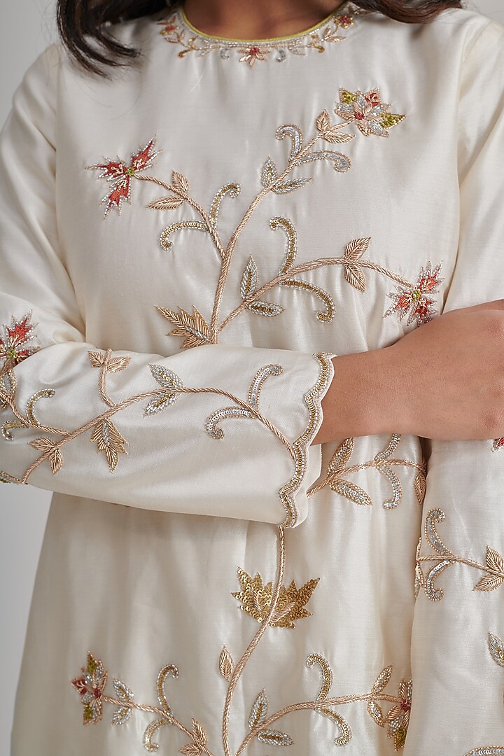 Ivory Silk Hand Embroidered Kurta Set by RASHIKA MITTAL at Pernia's Pop Up Shop