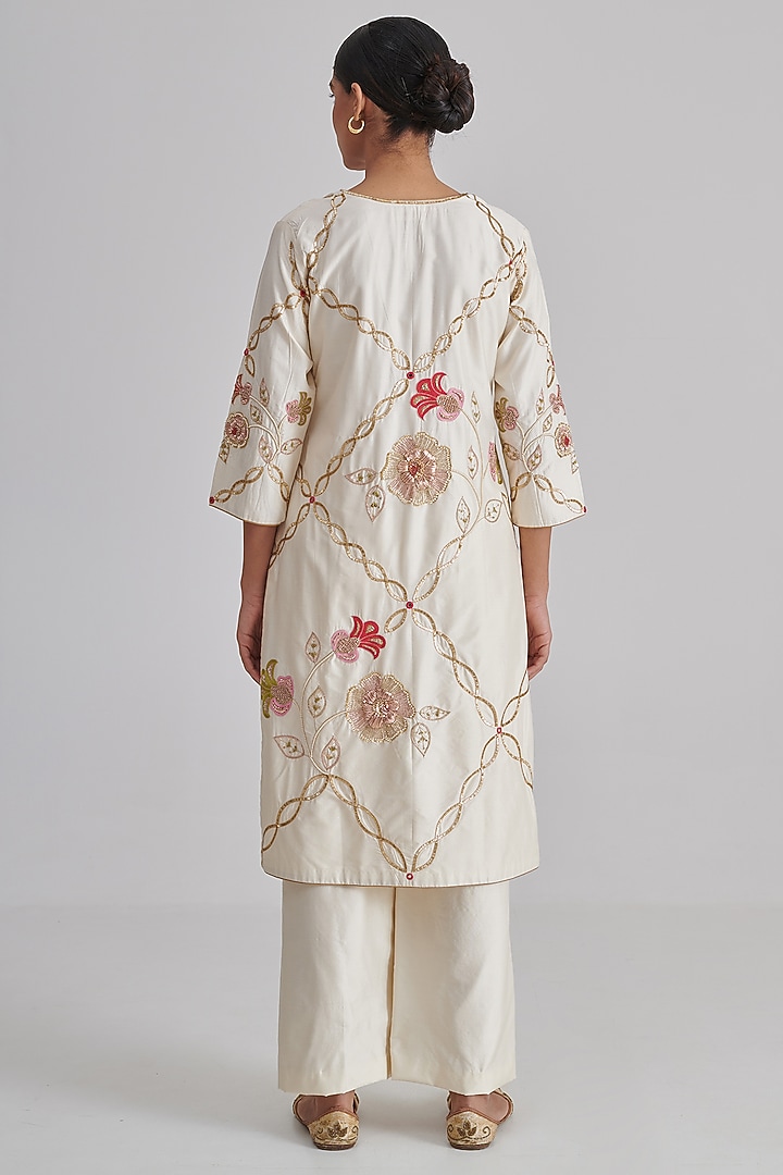 Ivory Silk Hand Embroidered Kurta Set by RASHIKA MITTAL at Pernia's Pop Up Shop