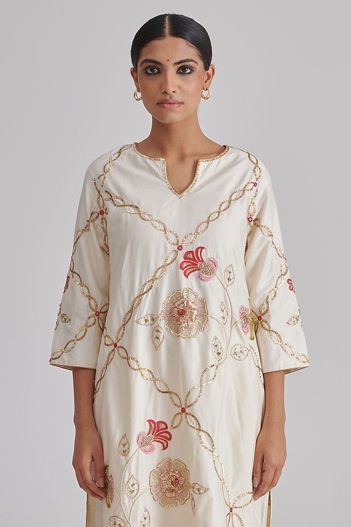 Ivory Silk Hand Embroidered Kurta Set by RASHIKA MITTAL at Pernia's Pop Up Shop