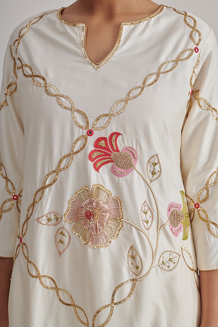 Ivory Silk Hand Embroidered Kurta Set by RASHIKA MITTAL at Pernia's Pop Up Shop