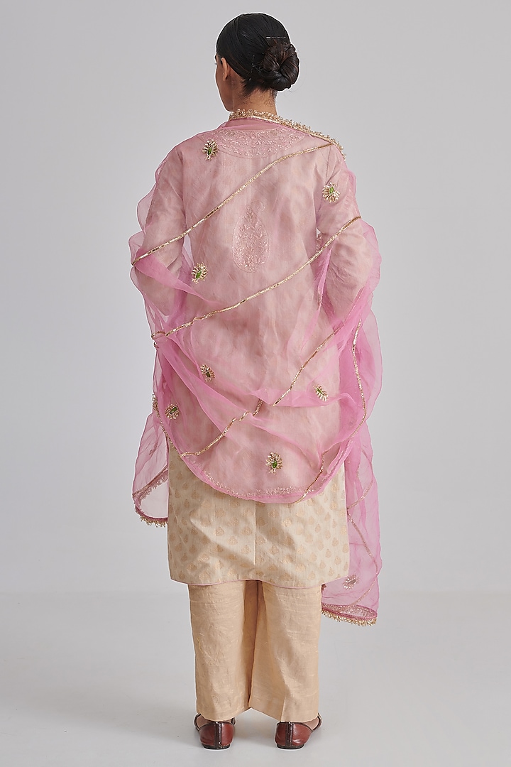 Pink Organza Hand Embroidered Dupatta by RASHIKA MITTAL at Pernia's Pop Up Shop