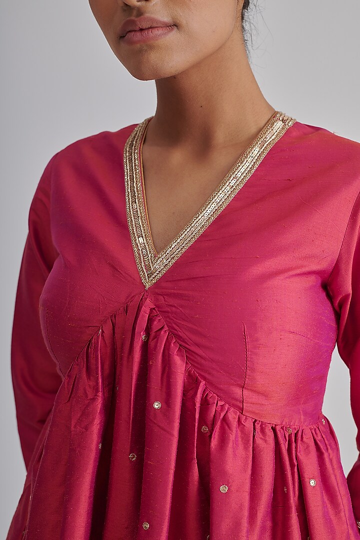 Pink Silk Tissue Hand Embroidered Kurta Set by RASHIKA MITTAL at Pernia's Pop Up Shop
