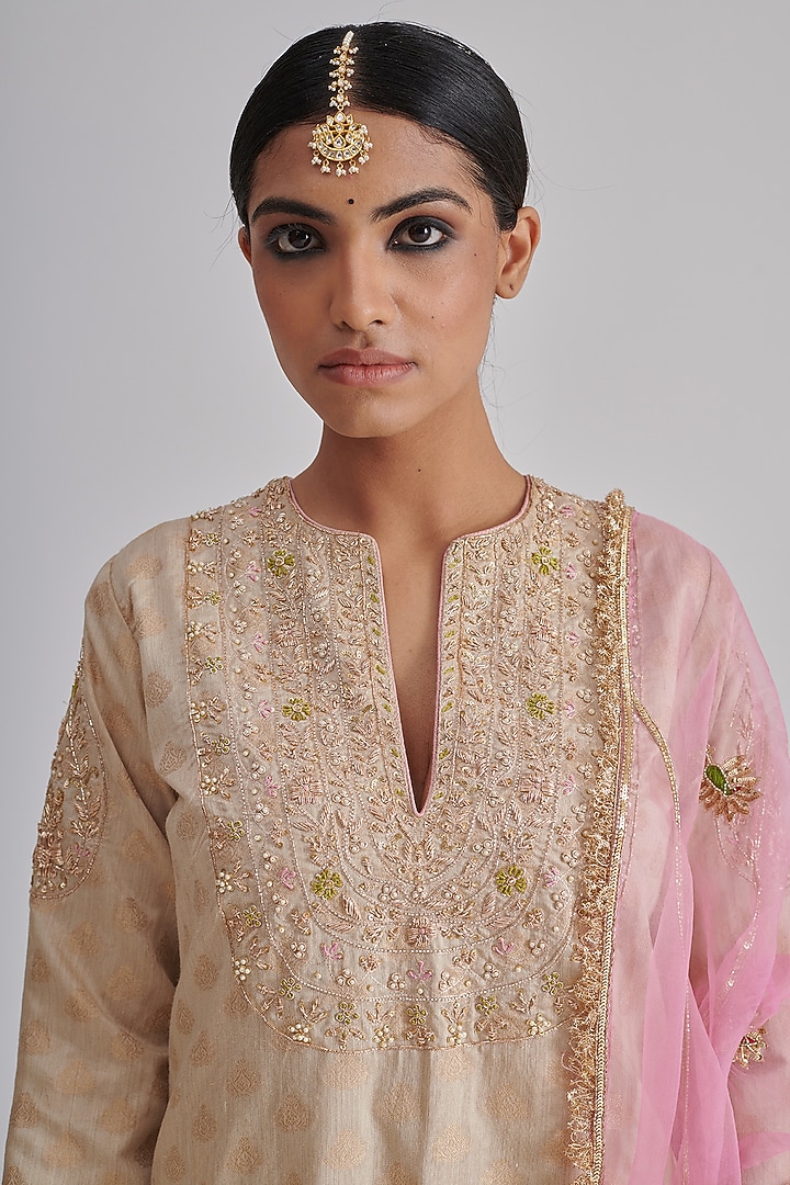 Gold Moonga Brocade Silk Hand Embroidered Kurta Set by RASHIKA MITTAL at Pernia's Pop Up Shop