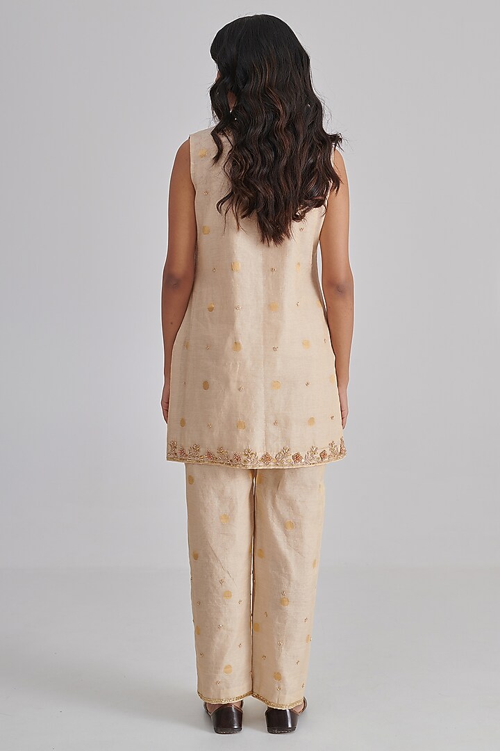 Gold Silk Hand Embroidered Kurta Set by RASHIKA MITTAL at Pernia's Pop Up Shop