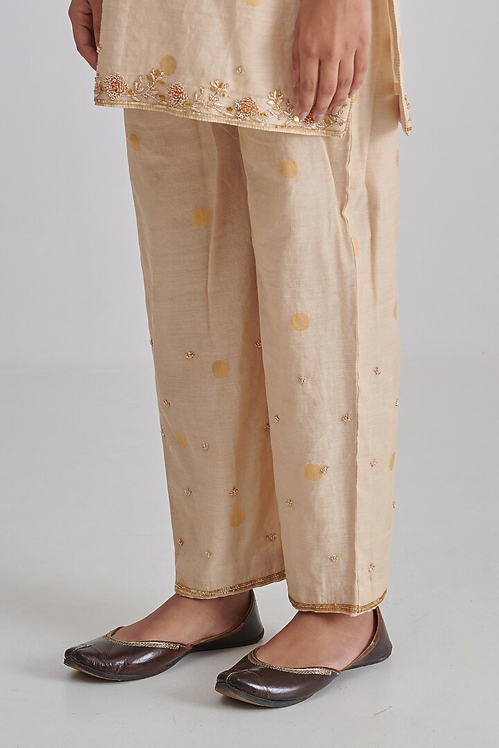 Gold Silk Hand Embroidered Kurta Set by RASHIKA MITTAL at Pernia's Pop Up Shop