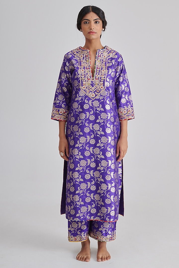 Purple Brocade Silk Embroidered Kurta Set by RASHIKA MITTAL at Pernia's Pop Up Shop