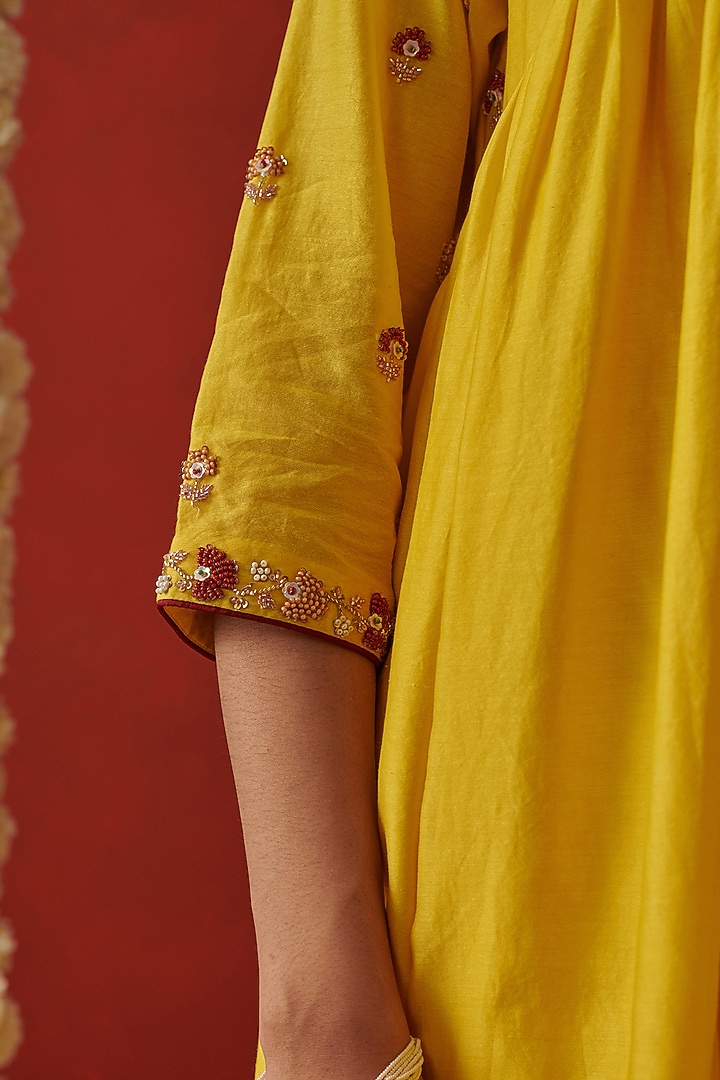 Yellow Chanderi Cutdana Hand Embroidered Kurta Set by RASHIKA MITTAL at Pernia's Pop Up Shop