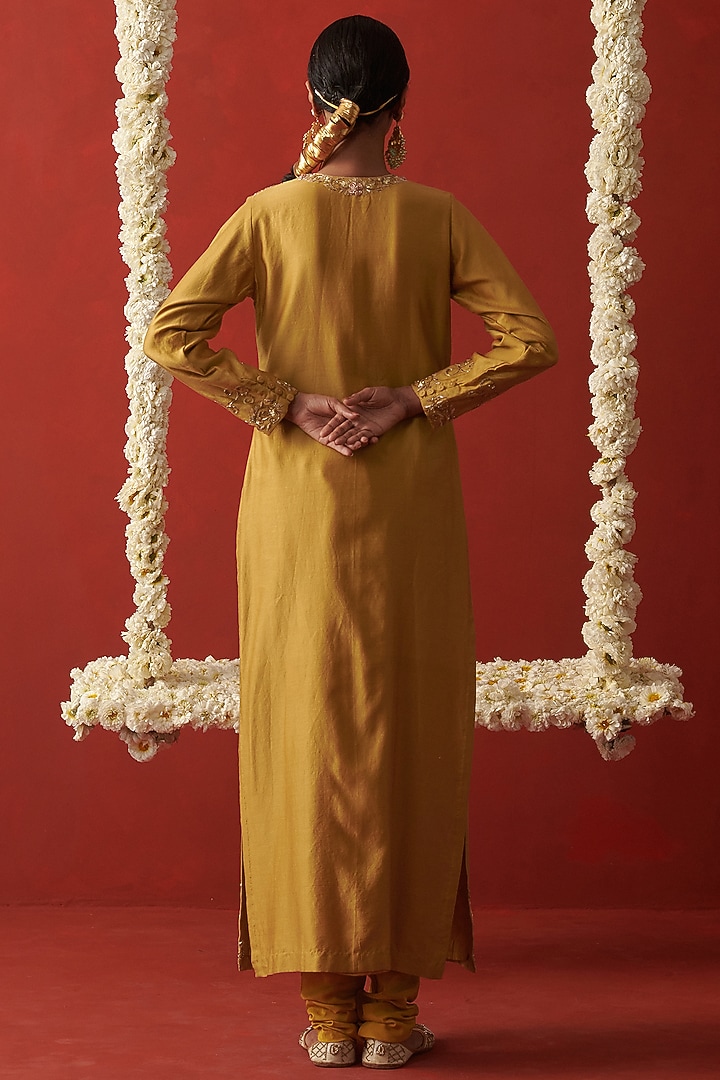 Yellow Chanderi Nakshi & Floral Embroidered Kurta Set by RASHIKA MITTAL at Pernia's Pop Up Shop